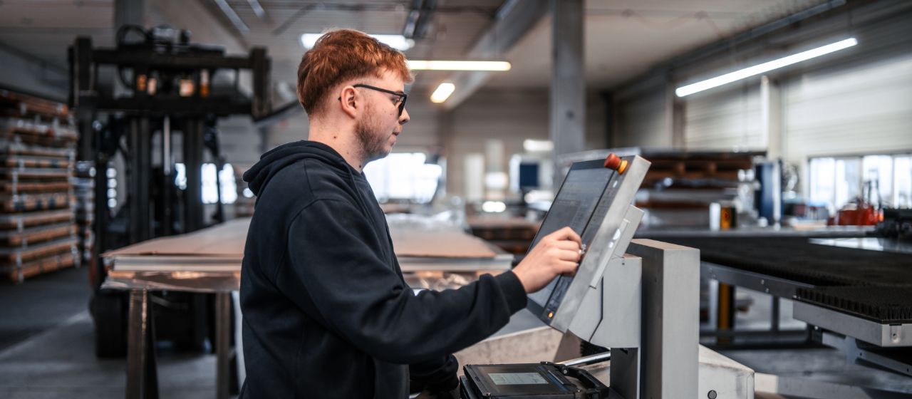 Arbeitsalltag bei ALU-Kanttechnik - Fertigung