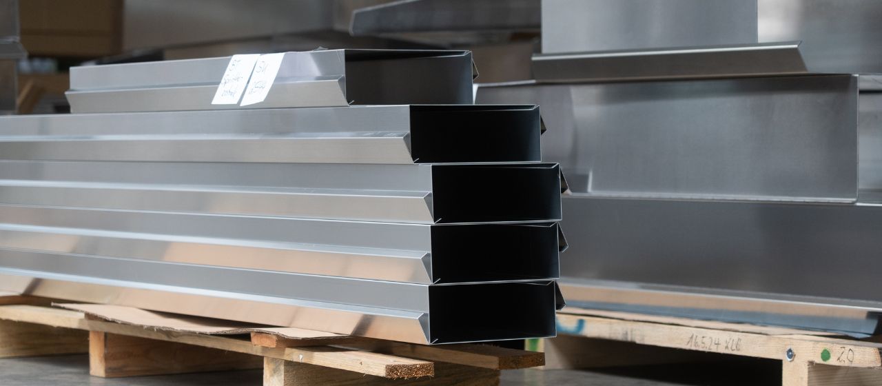 Individuelle Aluminium Mauerabdeckungen von ALU-Kannttechnik